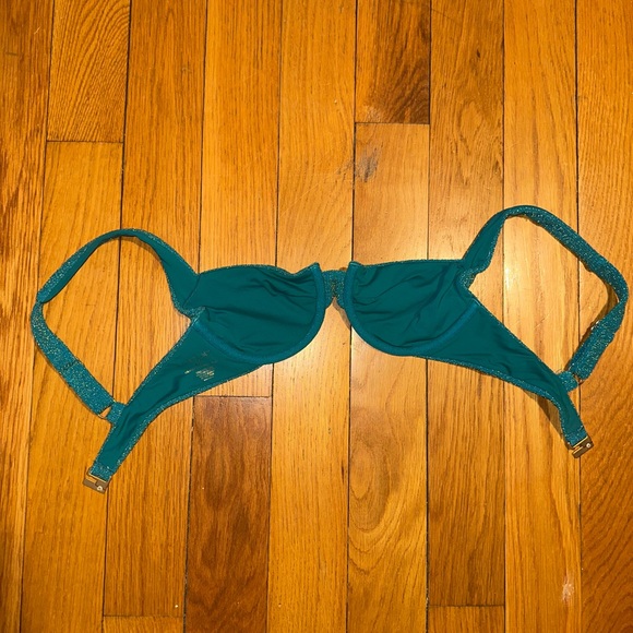 Vetchy Laguna Bikini Emerald Set - Picture 9 of 9